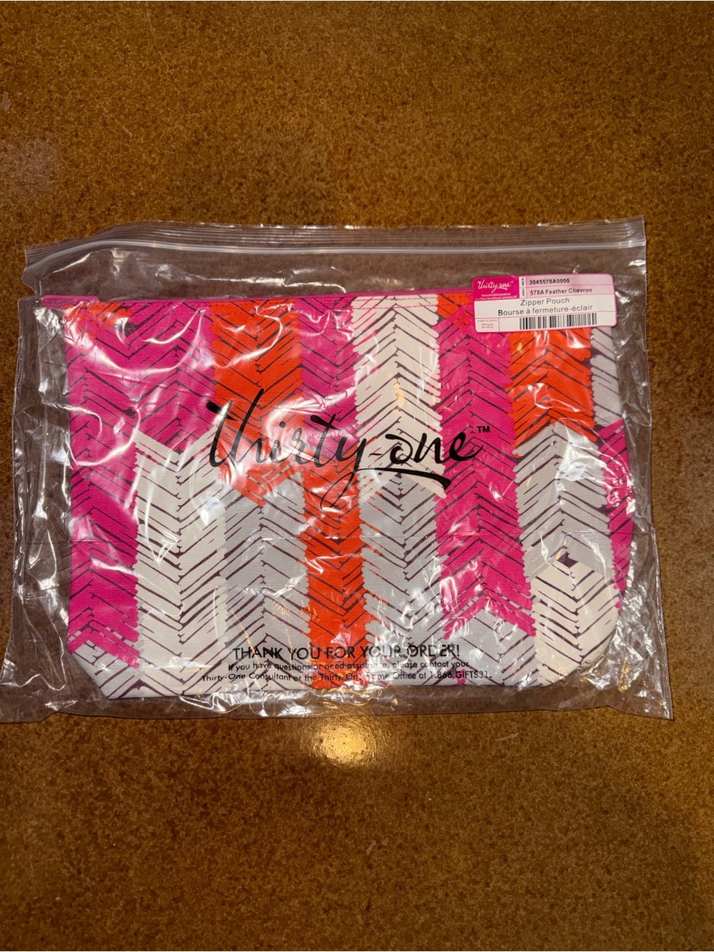 Thirty-One Gifts Zipper Pouch featuring the retired "Feather Chevron" pattern